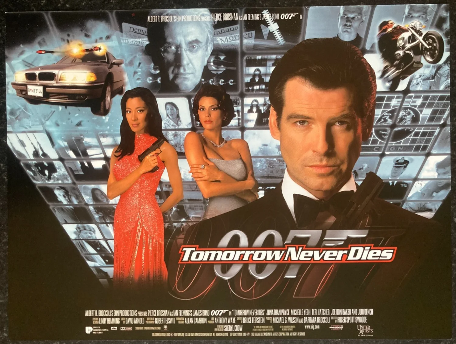 TOMORROW NEVER DIES 1997 Original UK Cinema MINI Quad Movie POSTER 16x12in Bond, image 2
