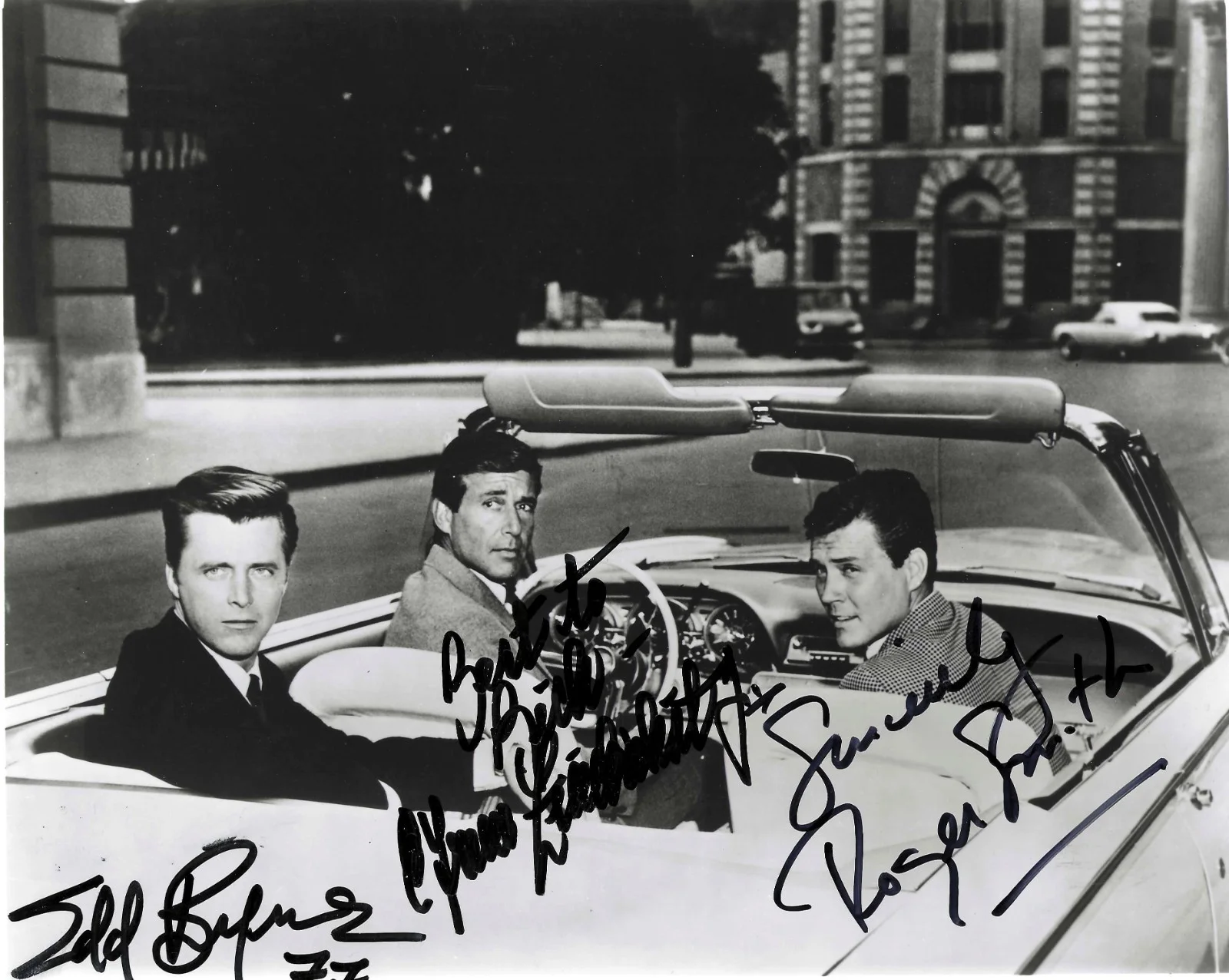 ROGER SMITH, EDD BYRNES, EFREM ZIMBALIST Jr — 77 SUNSET STRIP signed 8x10 w. COA..Efrem Zimbalist Jr. Roger Smith Edd Byrnes