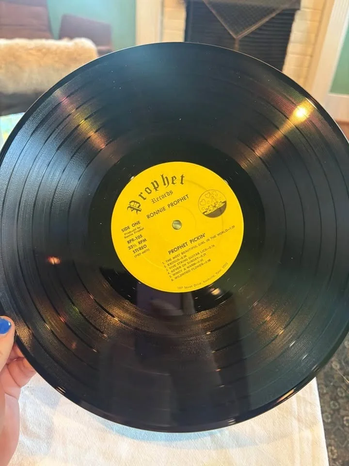 Vintage Signed Ronnie Prophet Record, Prophet Pickin', image 4