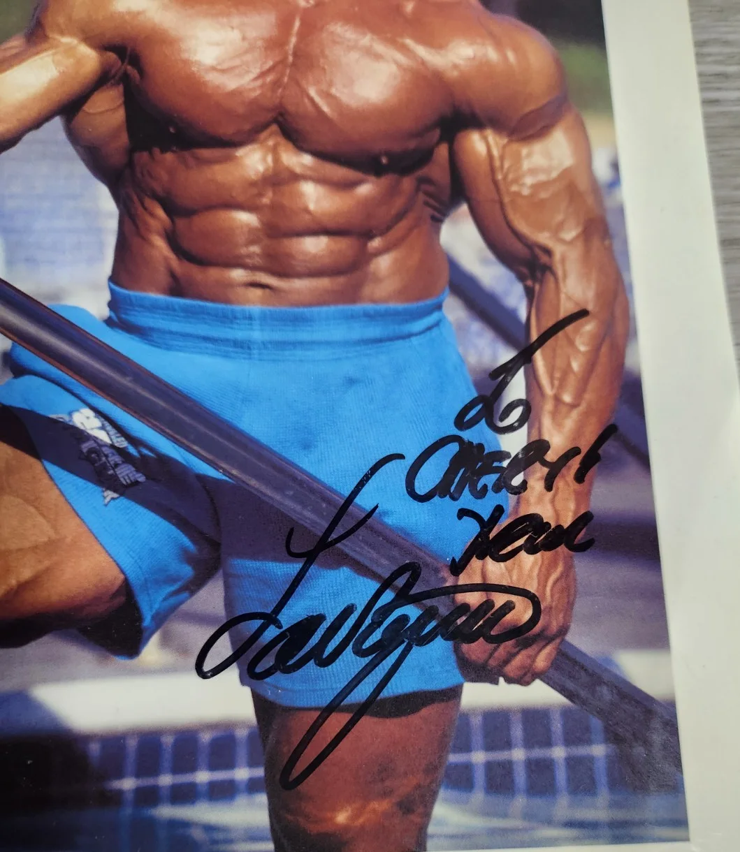LOU FERRIGNO — LOU FERRIGNO AUTOGRAPH VINTAGE 8X10 PHOTO BODYBUILDER INCREDIBLE HULK, image 3