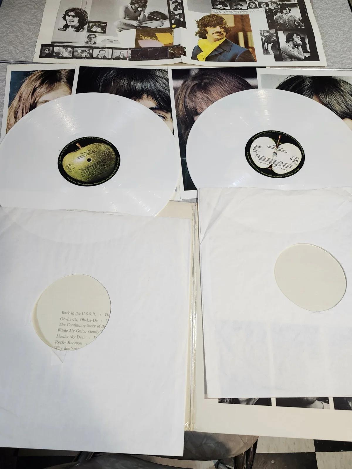 beatles White album in White vinyl, image 4