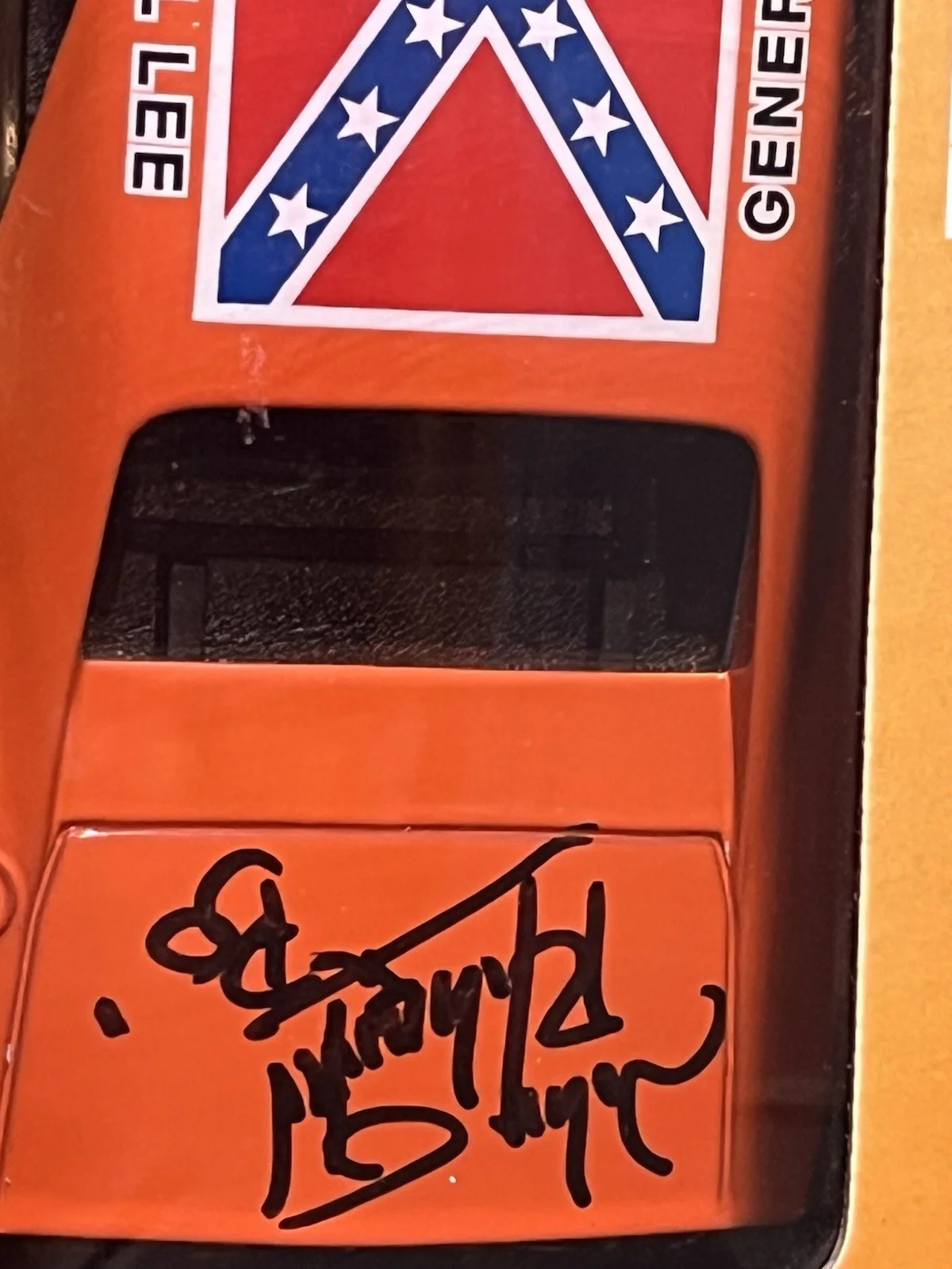 2000 1/25 THE DUKES OF HAZZARD General Lee Signed By Bo & Luke Wopat & Schneider, изображение 3