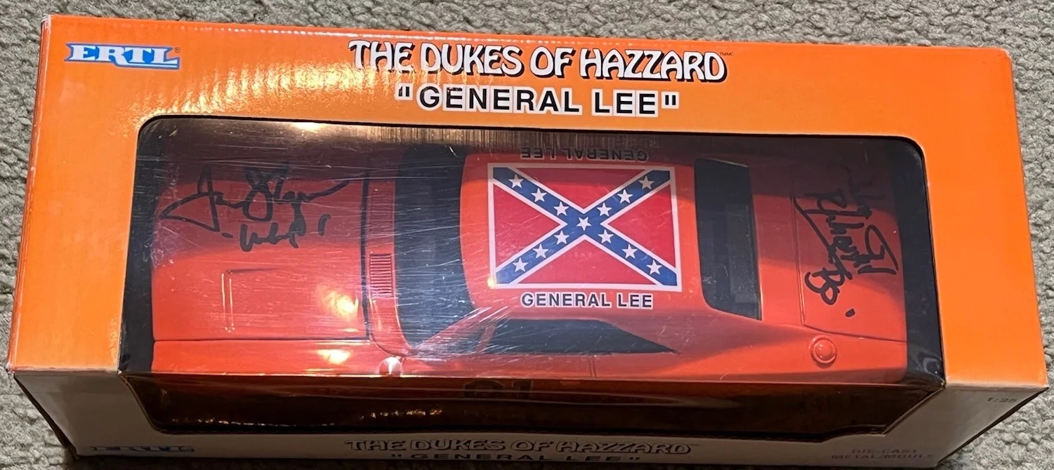 2000 1/25 THE DUKES OF HAZZARD General Lee Signed By Bo & Luke Wopat & Schneider, изображение 5