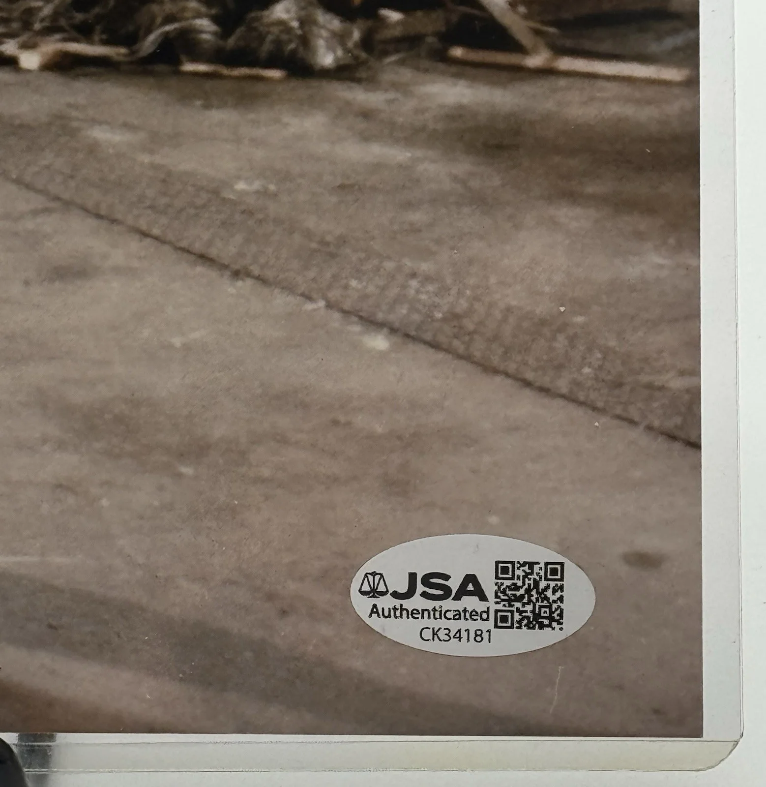 Sean Young Signed 8x10 JSA CK34181, image 3