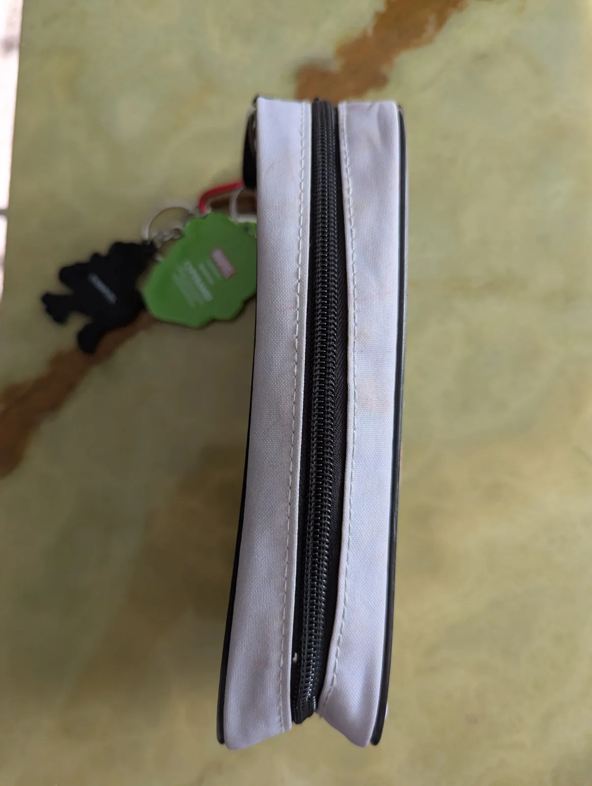Marvel pencil case Spiderman Hulk keyrings, image 4