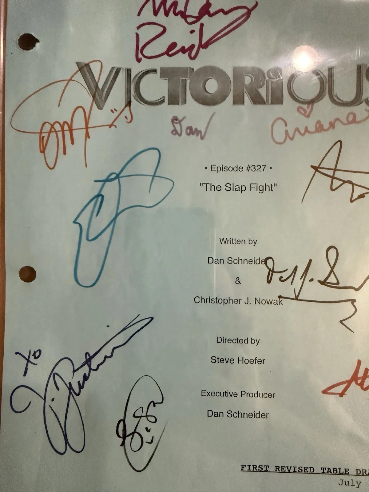 ariana grande, dan schneider, victoria justice — Victorious Signed Script With Ariana Grande, Dan Schneider And More! Beckett, image 5