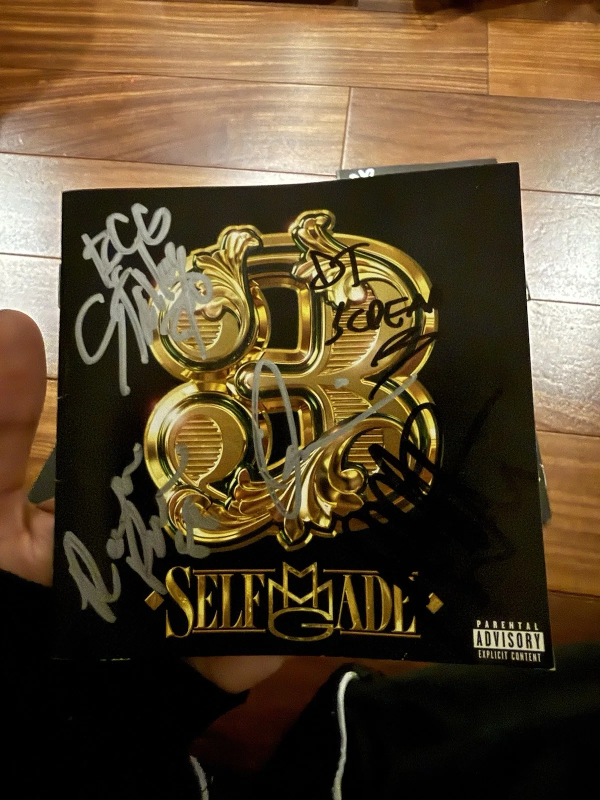Self Made Maybach Music Group RICK ROSS Autographed Booklet, image 3