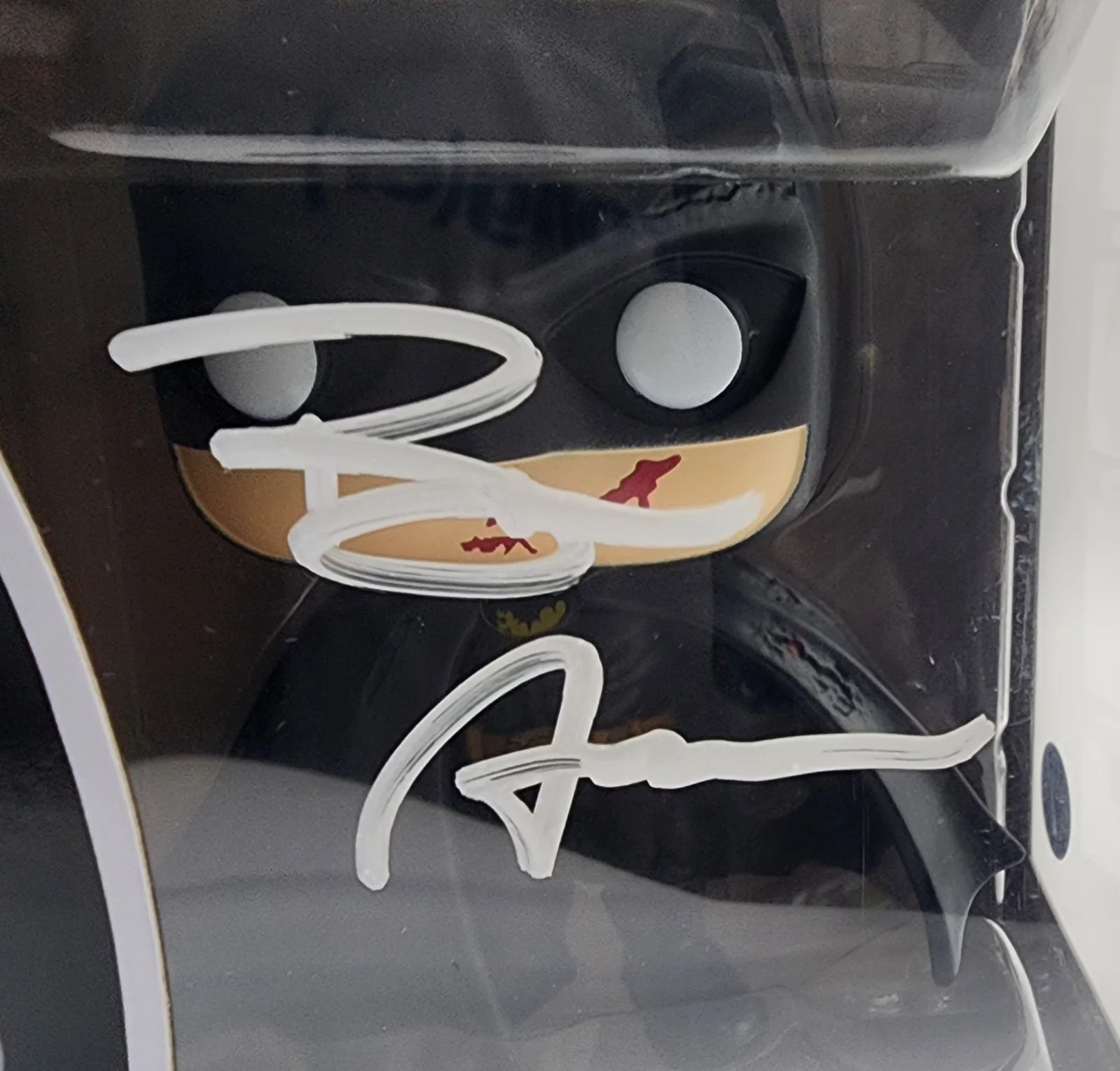 Ben Affleck — BEN AFFLECK Signed Auto Batman #518 Funko Pop! RCG, image 2