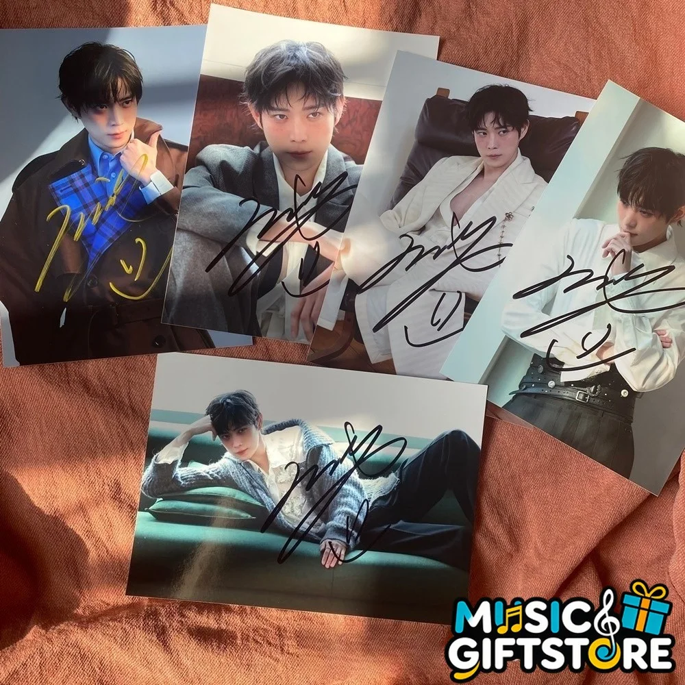Kim Young Dae Autographed Signed Photo K-POP GIFTS Collection 4*6 2026 #MUGS, изображение 2