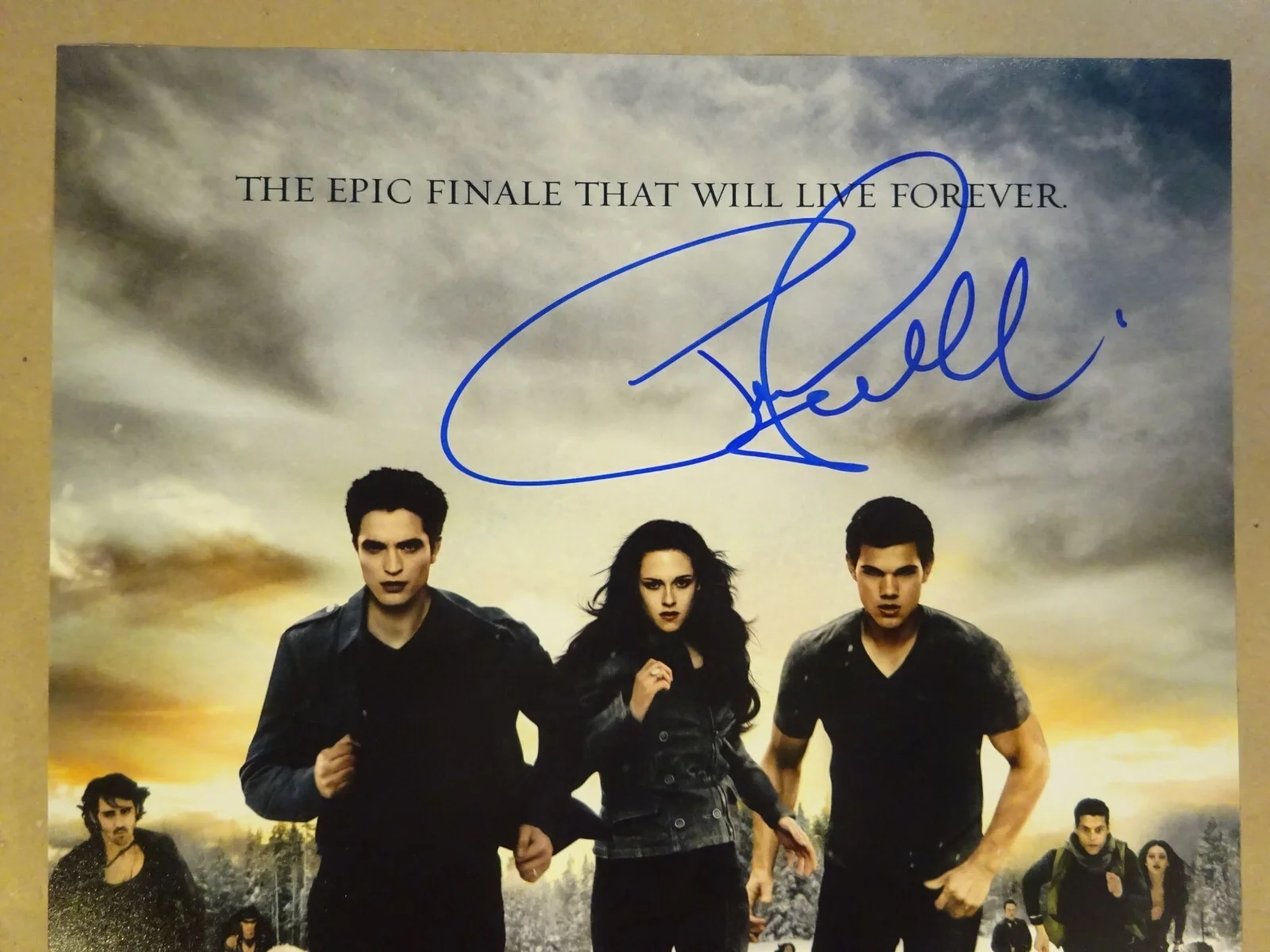 Peter Facinelli — Signed Peter Facinelli Autographed Twilight Breaking Dawn 12"x18" Photo BAS COA, image 3