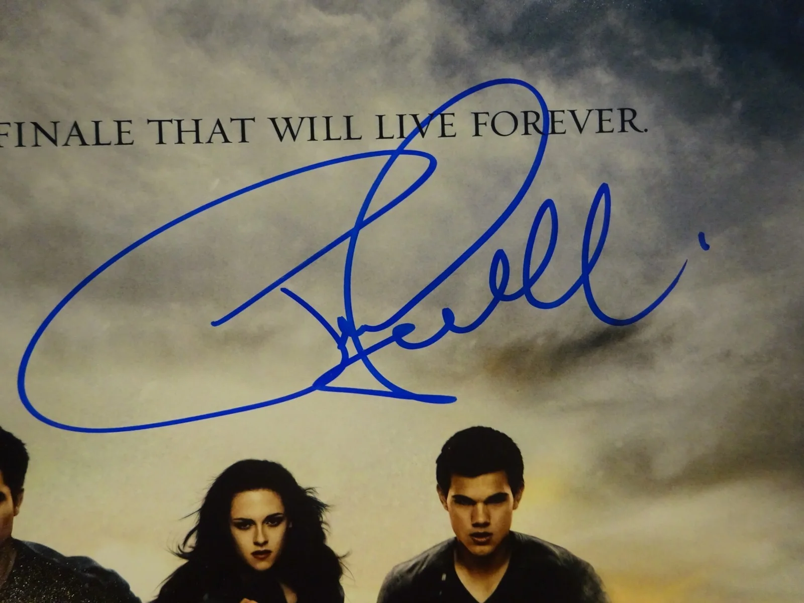 Peter Facinelli — Signed Peter Facinelli Autographed Twilight Breaking Dawn 12"x18" Photo BAS COA, image 4