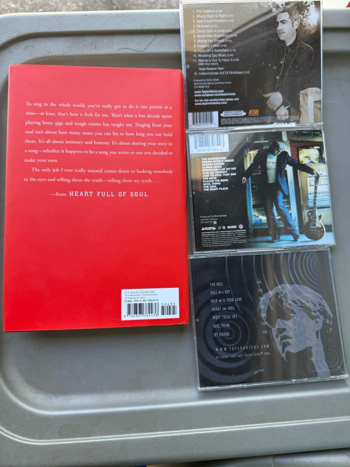 Taylor Hicks CD Lot + Signed Under the Radar + Heart Full of Soul Book, изображение 2