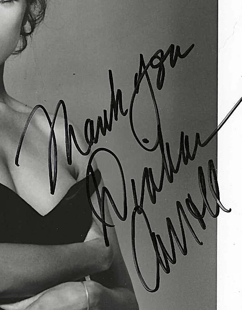 DIAHANN CARROLL — DIAHANN CARROLL HAND SIGNED PHOTO ACTRESS SINGER MODEL 8x10 TODD MUELLER COA, изображение 2