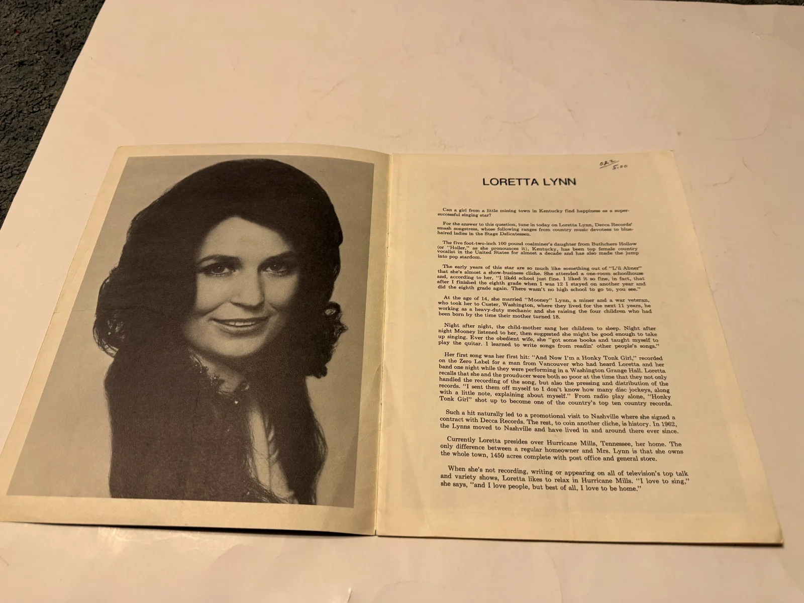 COUNTRY SHINDIG PROGRAM BOOK , NAT STUCKEY, JOHNNY PAYCHECK, LORETTA LYNN, image 2