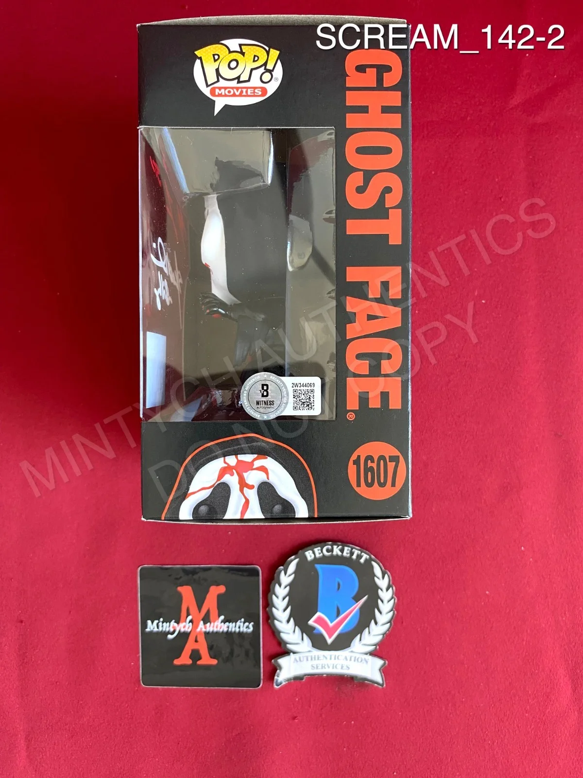 Matthew Lillard, Skeet Ulrich — Skeet Ulrich & Matthew Lillard signed Ghostface Hot Topic Scare Funko Pop #1607, image 2