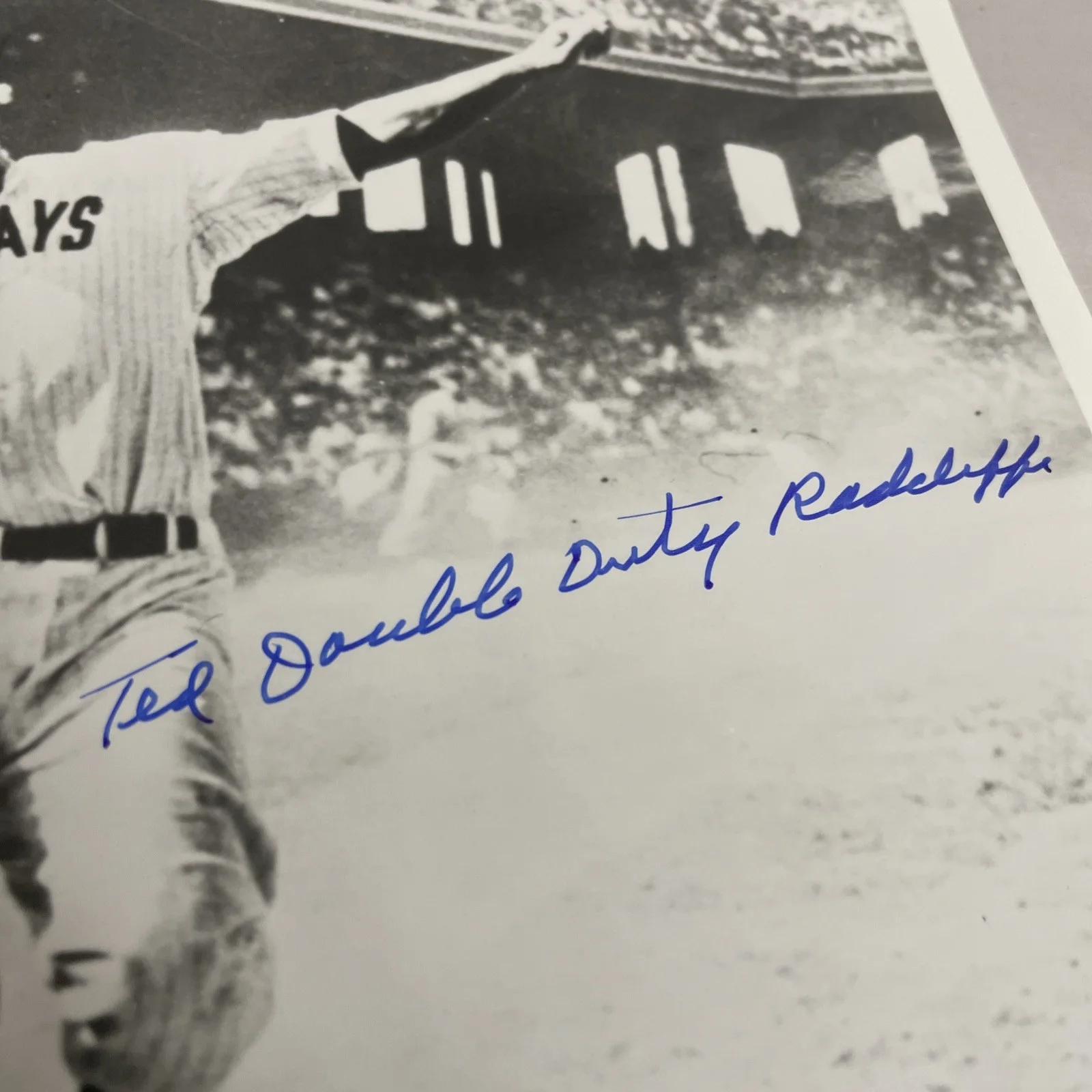 DOUBLE DUTYRADCLIFF SIGNED 8 X 10 PHOTO, image 3