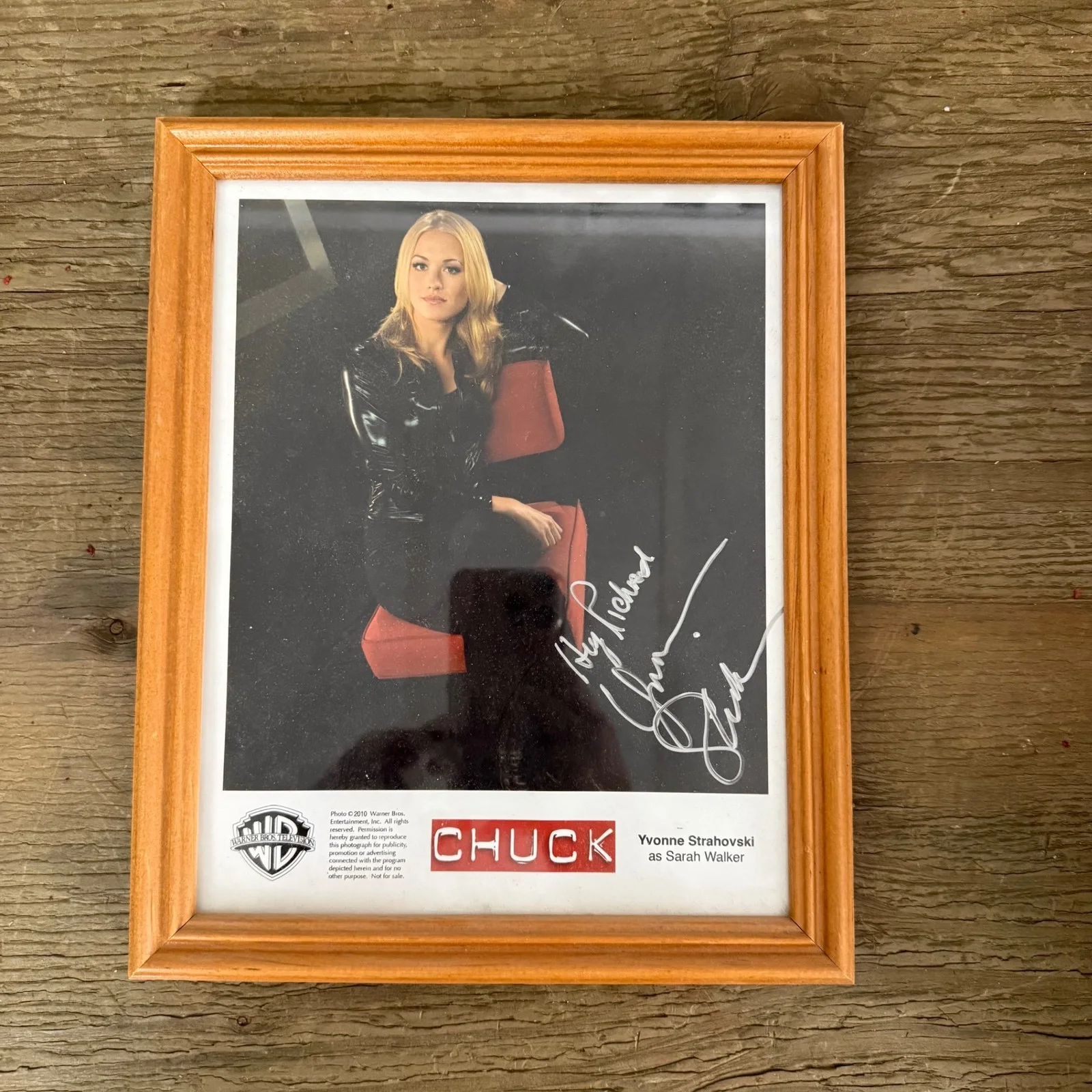Yvonne Strahovski — Yvonne Strahovski Signed Autographed 8x10 Framed Photo Chuck Sarah Walker COA
