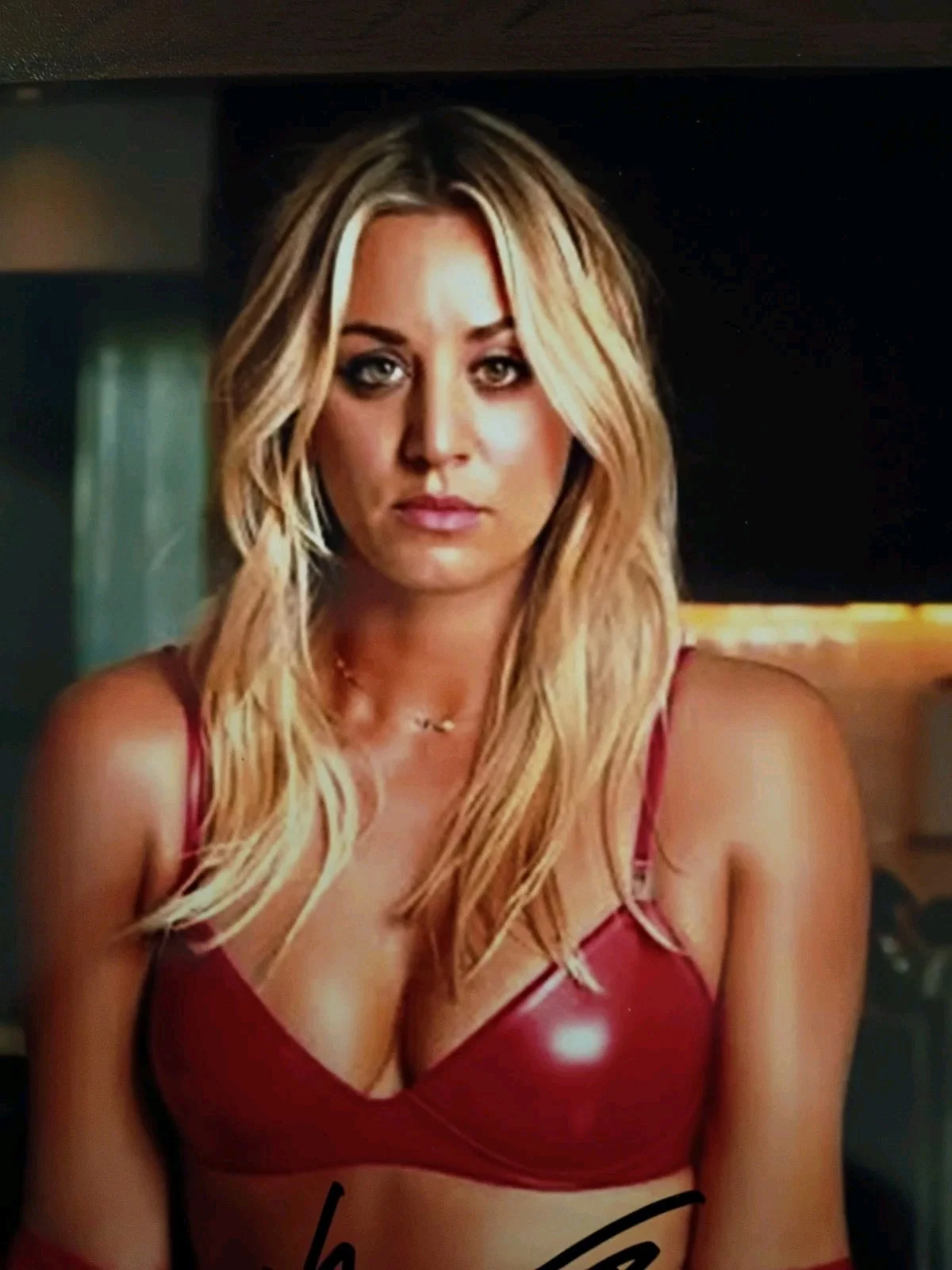 Kaley Cuoco — Kaley Cuoco Big Bang Theory Signed 8x10 COA W/ Matching Numbered Sticker, image 2