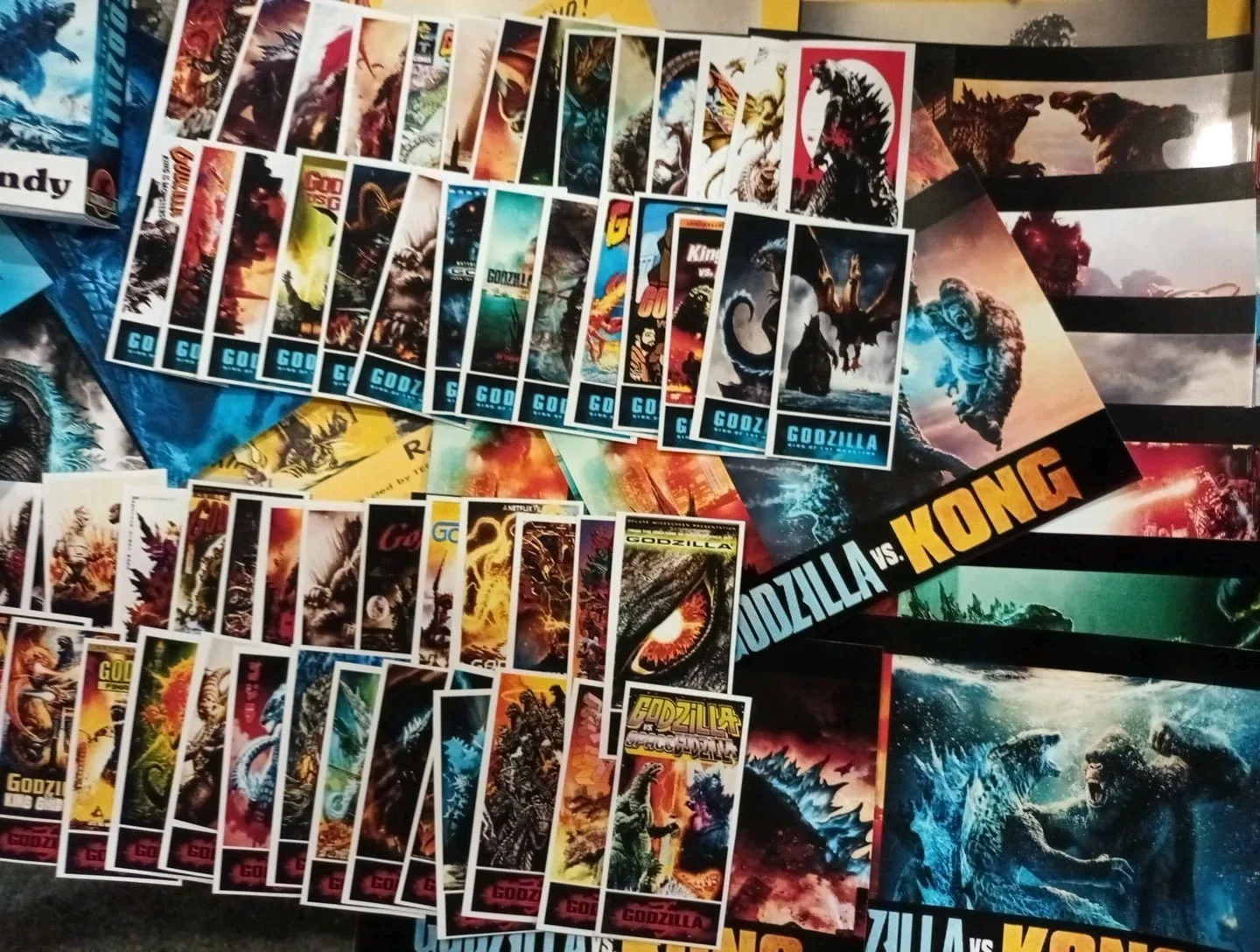 Godzilla: King of the Monsters Lobby Cards, Lobbymarkers & Mini-Cards Bundle., изображение 3