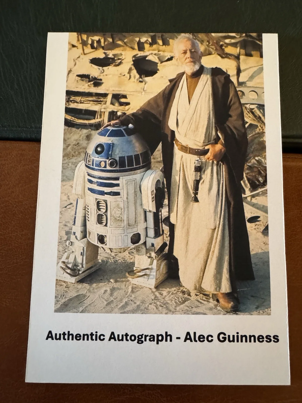 ALEC GUINNESS GENUINE SIGNED AUTOGRAPH IN 7X5 INCH CARD STAR WARS WITH LIFE COA, изображение 3
