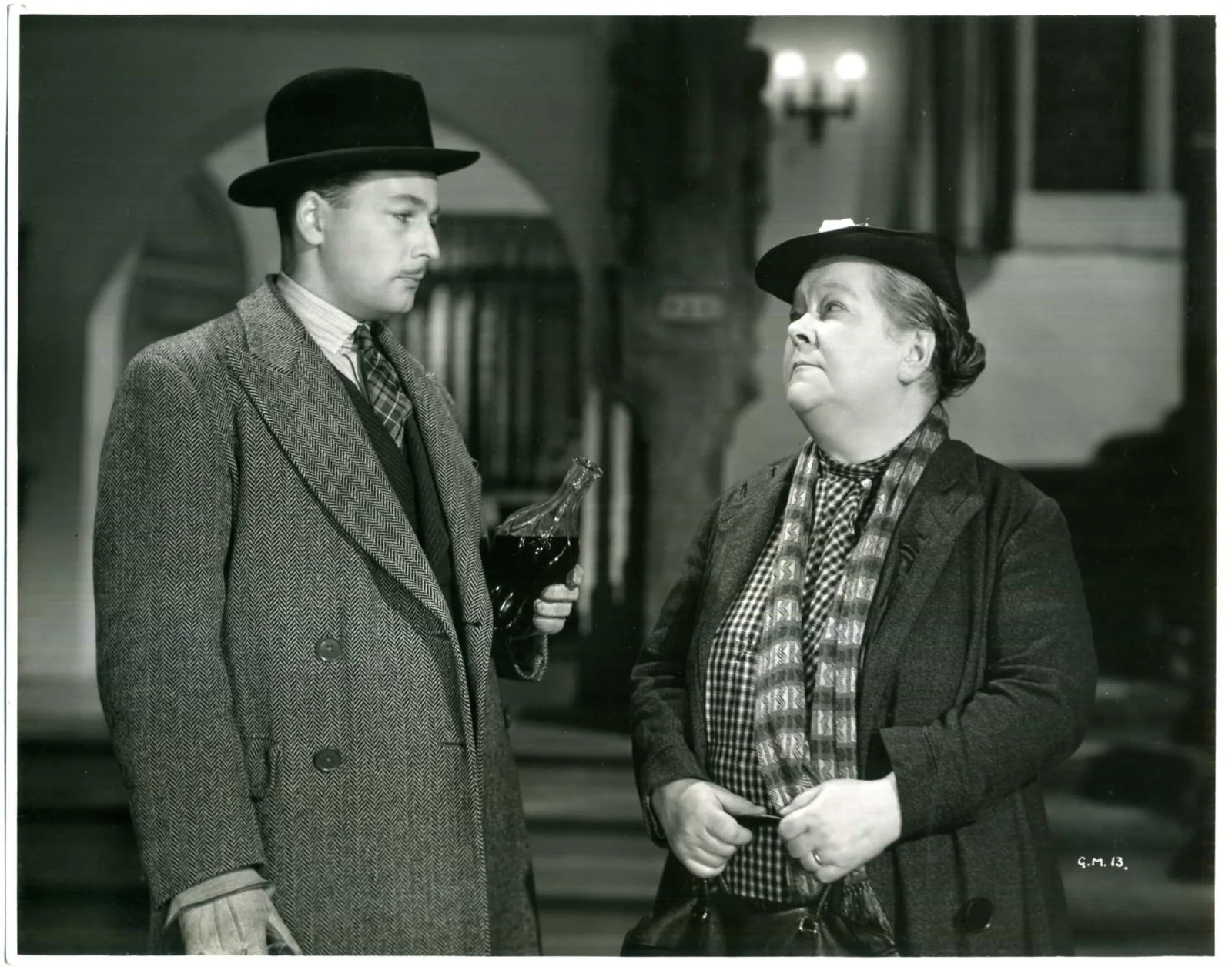 GABLES MYSTERY 1938 Aubrey Mallalieu, Leslie Perrins RAMON ARMOUR 4 10x8 STILLS, image 2