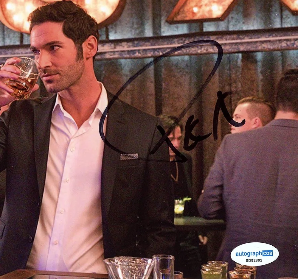 Tom Ellis — Tom Ellis signed "LUCIFER" 8x10 Photo EXACT PROOF a CIA Auto SEXY Hot ACOA COA, image 5