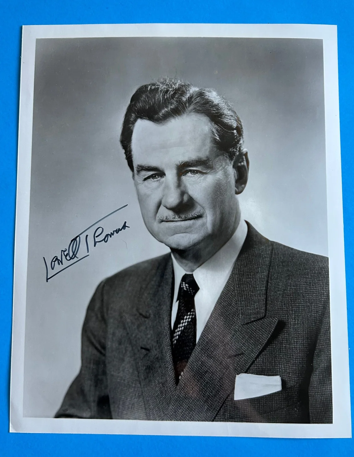 Lowell Thomas — Lowell Thomas (Author/Actor/Broadcaster/Traveler) Boldly Hand Signed Photograph