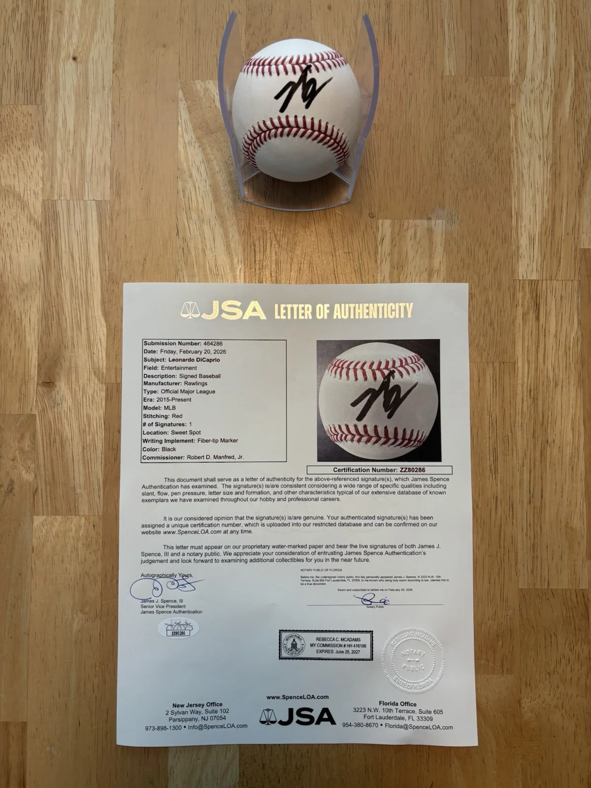 Leonardo DiCaprio — LEONARDO DICAPRIO SIGNED AUTOGRAPHED BASEBALL. Jsa Loa. Rare Actor. Titanic Star, изображение 2