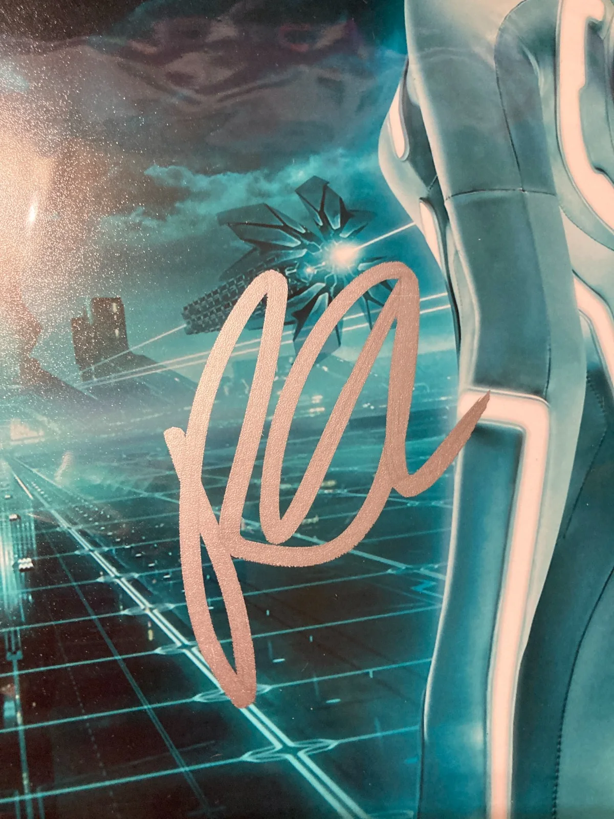 Beau Garrett signed 8x10 Photo TRON LEGACY with COA, image 2