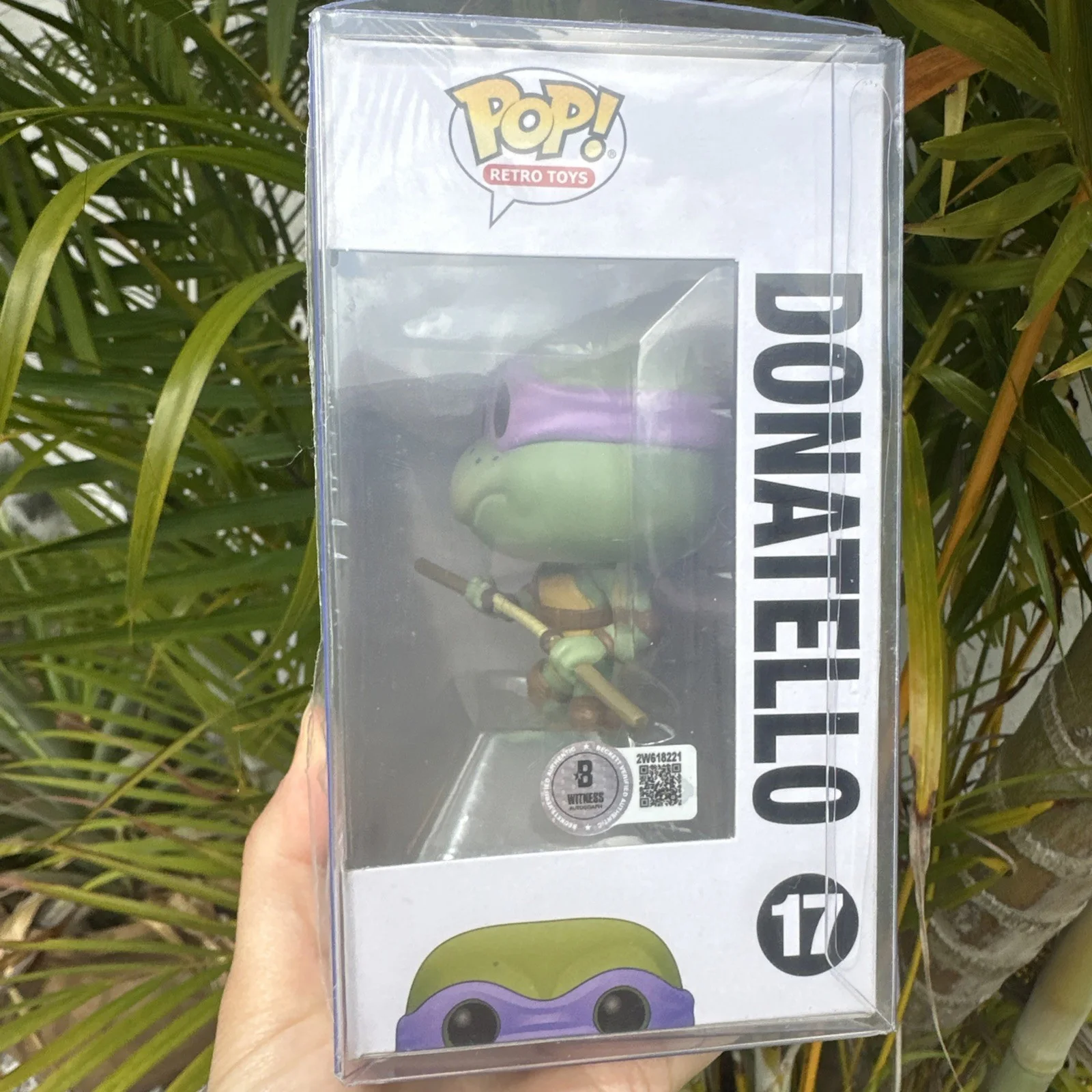 Corey Feldman — Corey Feldman Hand Signed Funko PRISTINE AUCTION Authentic TMNT Donatello NEW, image 4
