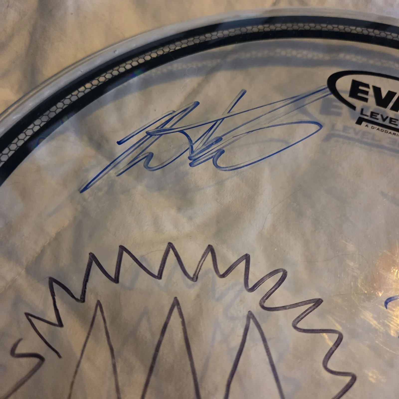 Crown The Empire Signed Drumhead, изображение 5