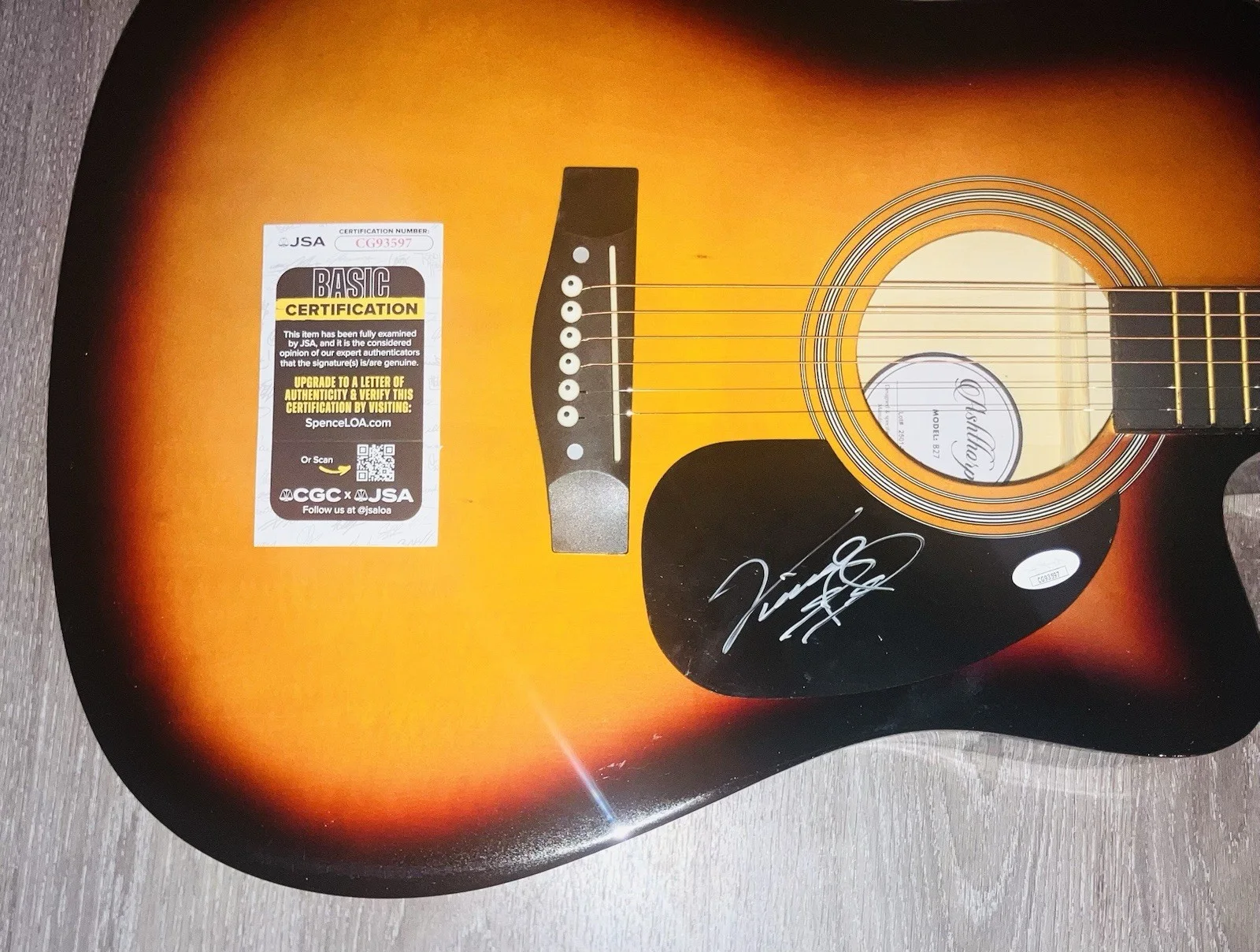 VINCE GILL SIGNED AUTOGRAPHED 41” INCH SUNBURST F/S ACOUSTIC GUITAR JSA COA RARE, изображение 2
