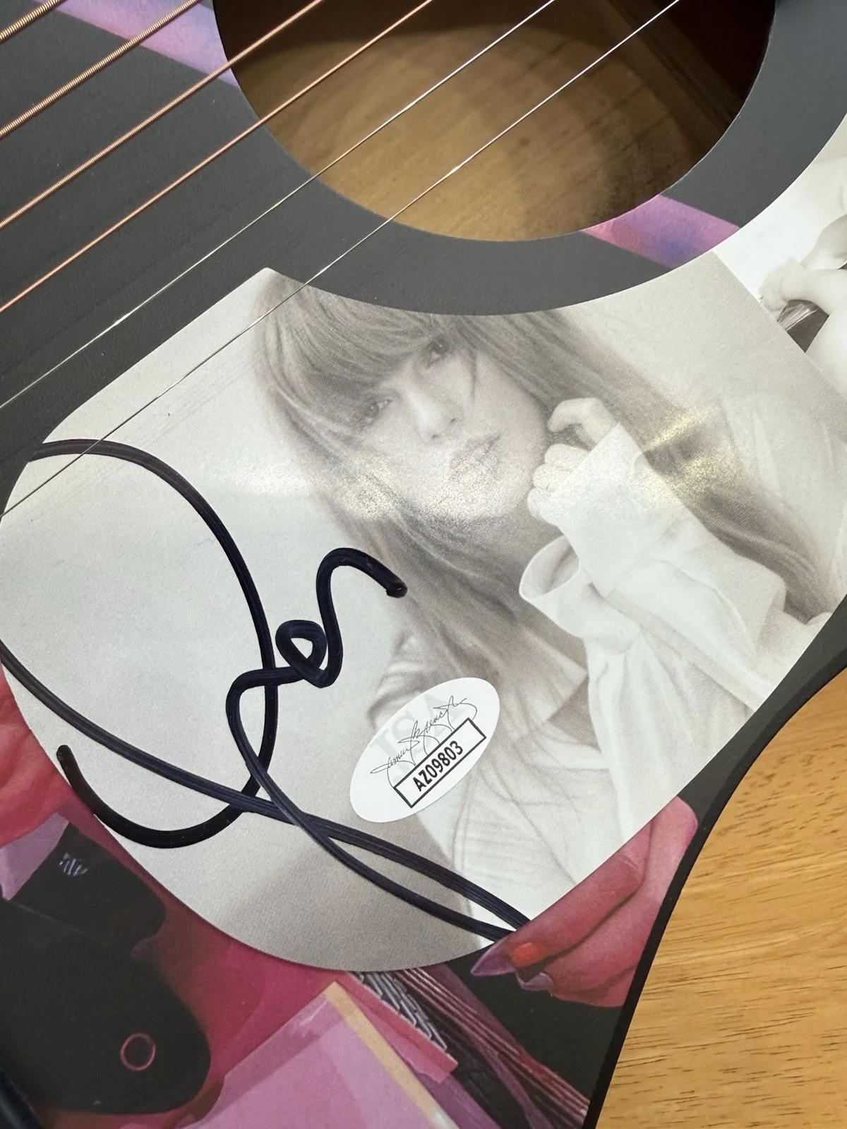 Taylor Swift Autographed Acoustic Guitar JSA Authenticated, image 3