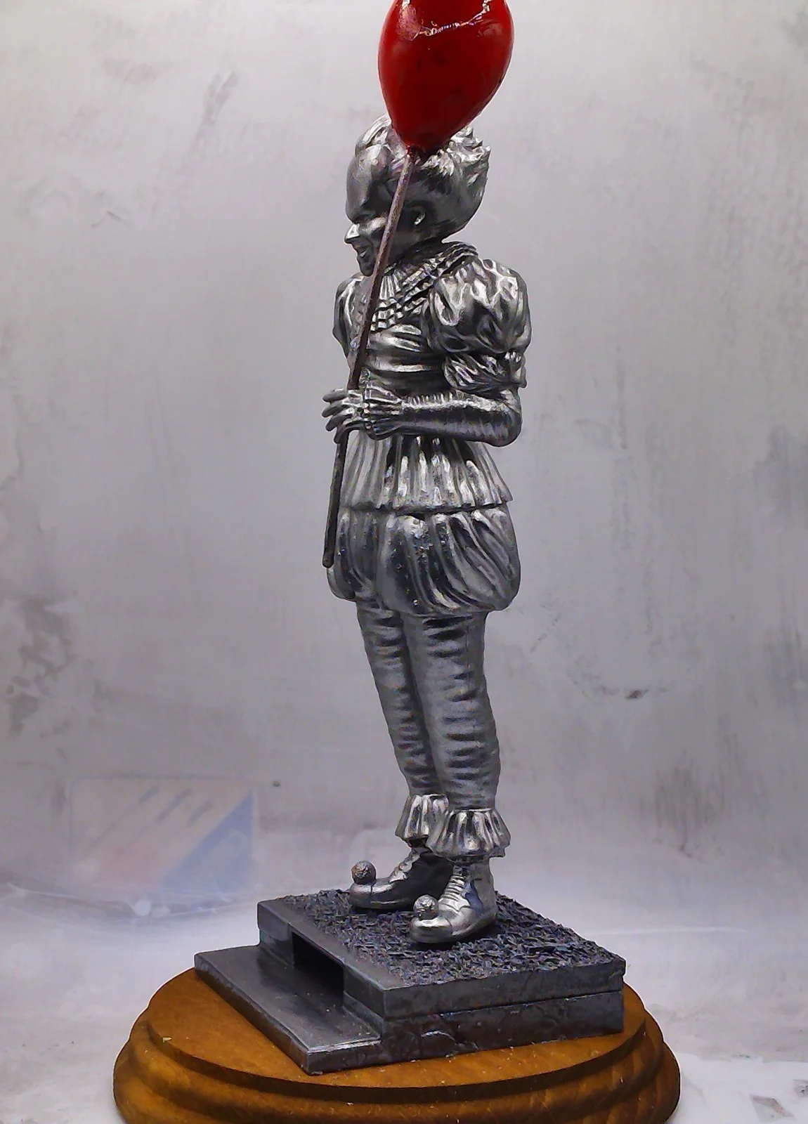 Pennywise (It) - By Cave Craft, image 2