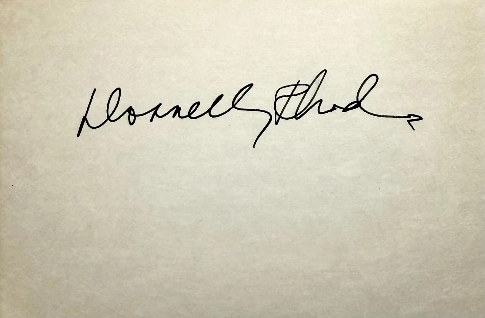 Donnelly Rhodes — DONNELLY RHODES Autograph Signed 4x6 INDEX CARD Damage Loch Ness Terror GOBLIN, image 3