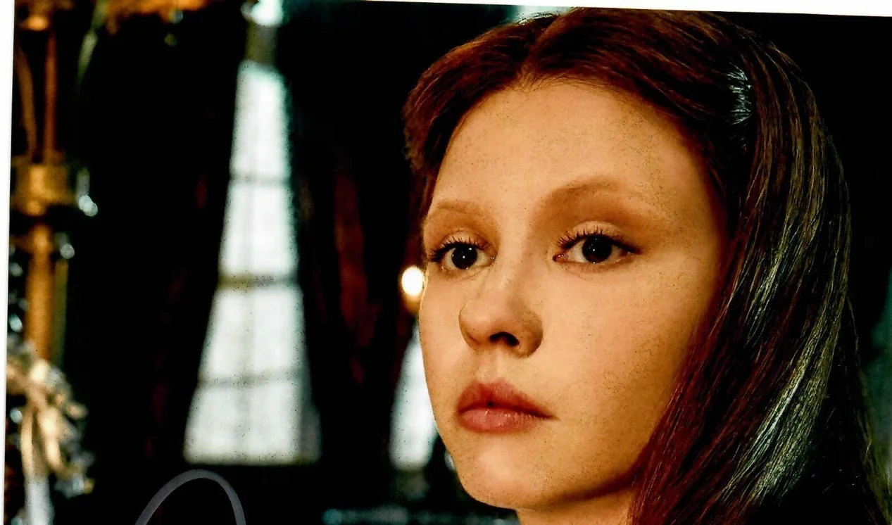 Mia Goth — Mia Goth Frankenstein Movie Actress As Lady Elizabeth Signed 8x10 Photo TTM COA, изображение 3