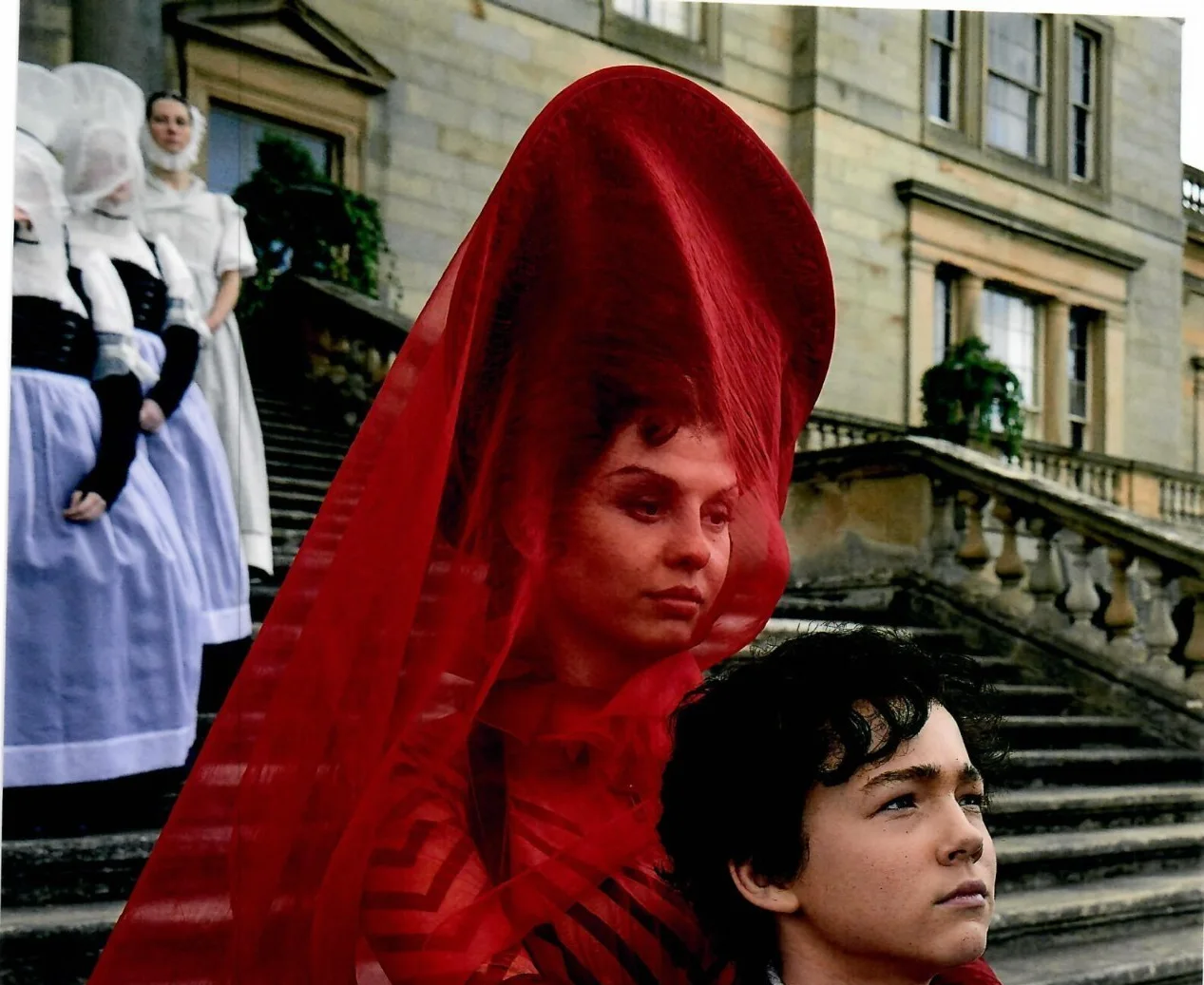 Mia Goth — Mia Goth Frankenstein Movie Actress As Lady Elizabeth Signed 8x10 Photo TTM COA, изображение 3