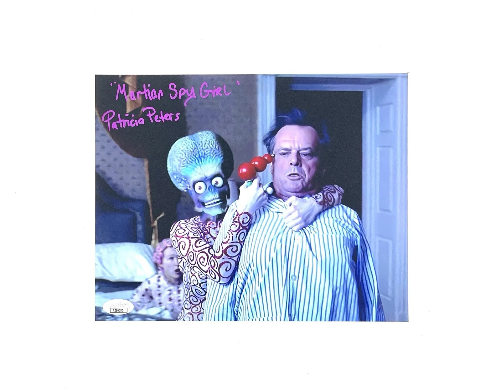 Patricia M. Peters — Patricia M. Peters Signed Martian Spy Girl Photo Mars Attack! W/ Jack Nicholson, изображение 2