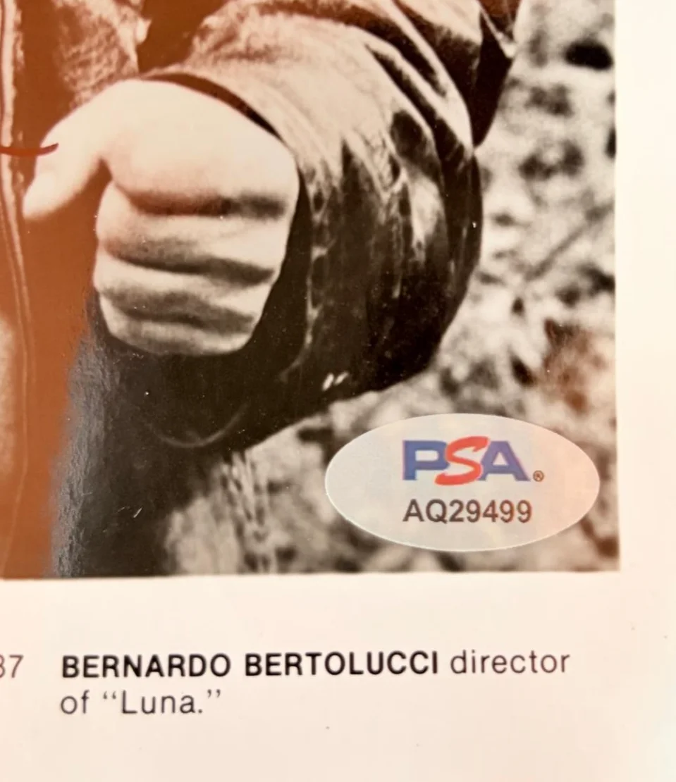 Bernardo Bertolucci — BERNARDO BERTOLUCCI SIGNED AUTOGRAPHED 8X10 PHOTO CONFORMIST DIRECTOR RARE PSA, изображение 3