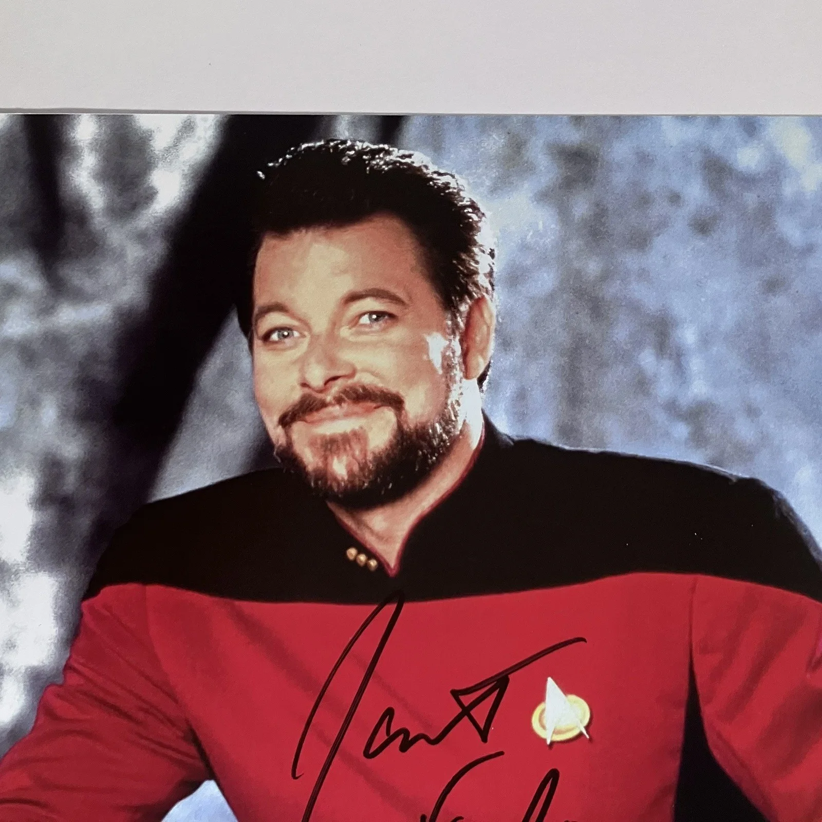 Jonathan Frakes — STAR TREK Signed 8x10 / JONATHAN FRAKES as Commander Riker / Film & TV DIRECTOR, изображение 3