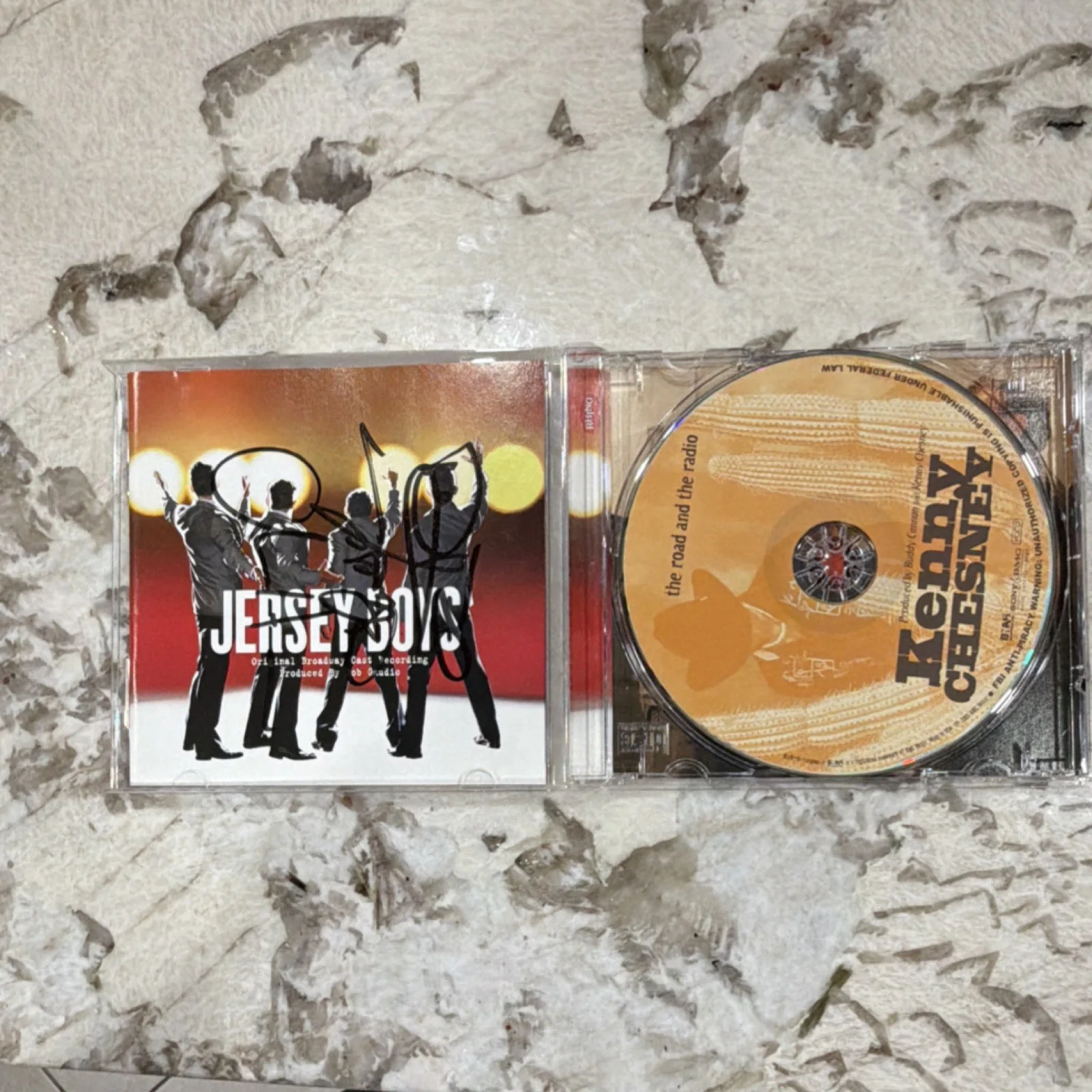 Jersey Boys Original Broadway Cast Recording Autographed CD & Booklet, image 2