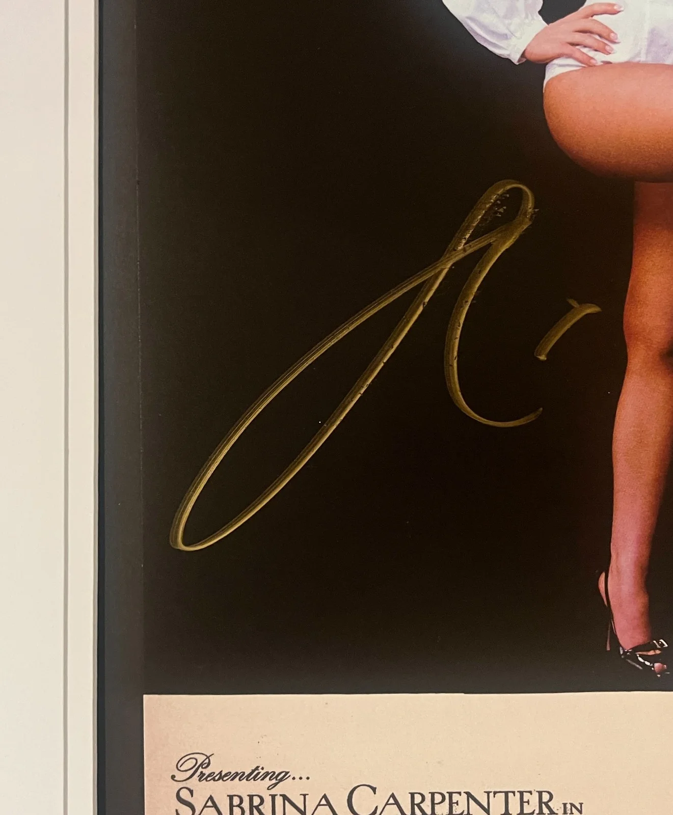 💃 Sabrina Carpenter Signed - Vinyl LP Framed RARE Autograph PSA COA 💃, image 2