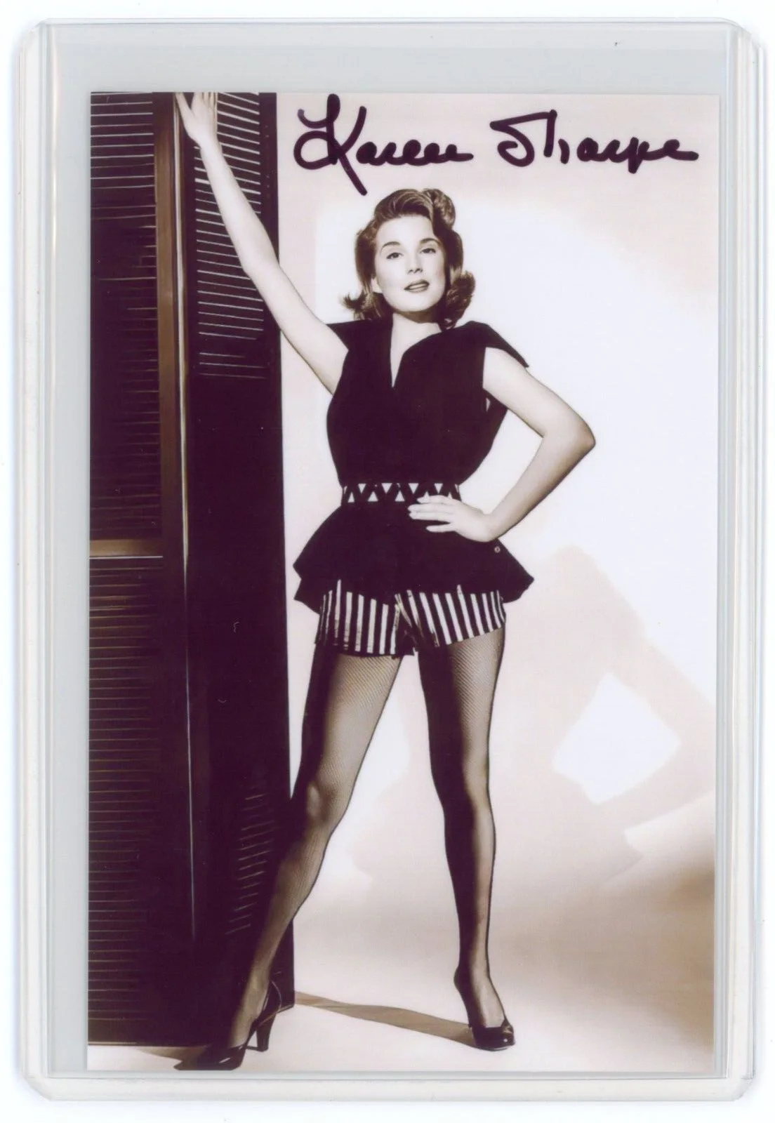 Karen Sharpe — Karen Sharpe Signed Photo Sexy Legs Hollywood Western Actress Johnny Ringo