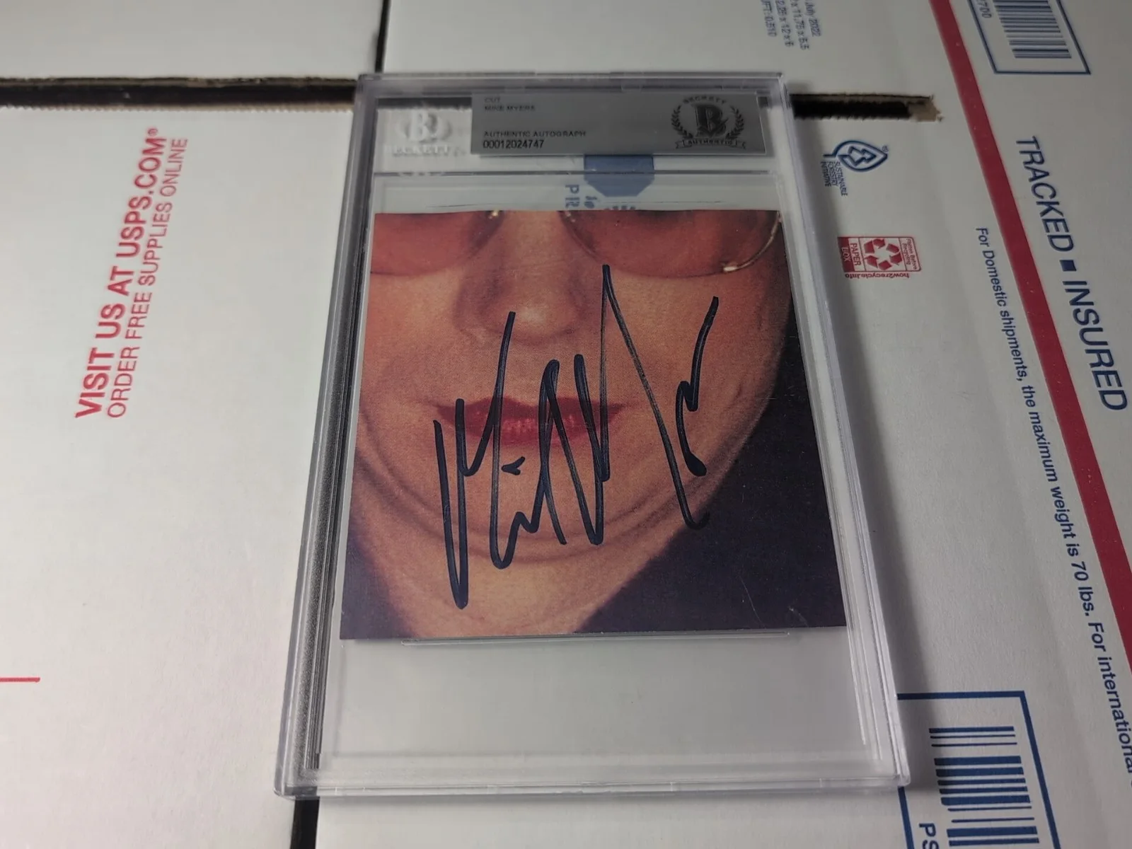 Mike Myers — Mike Myers Autograph Beckett Cut, image 4