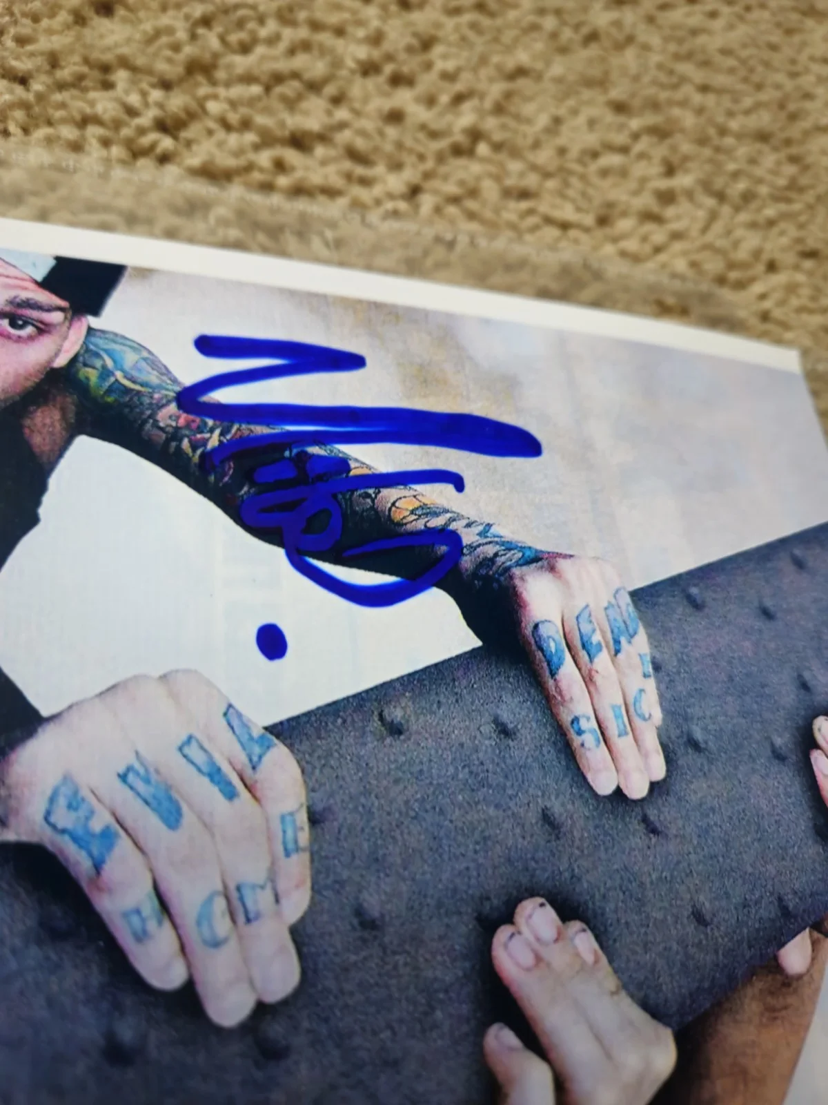 Pierce The Veil Full 4 Members Signed Autograph JSA COA photo, изображение 5