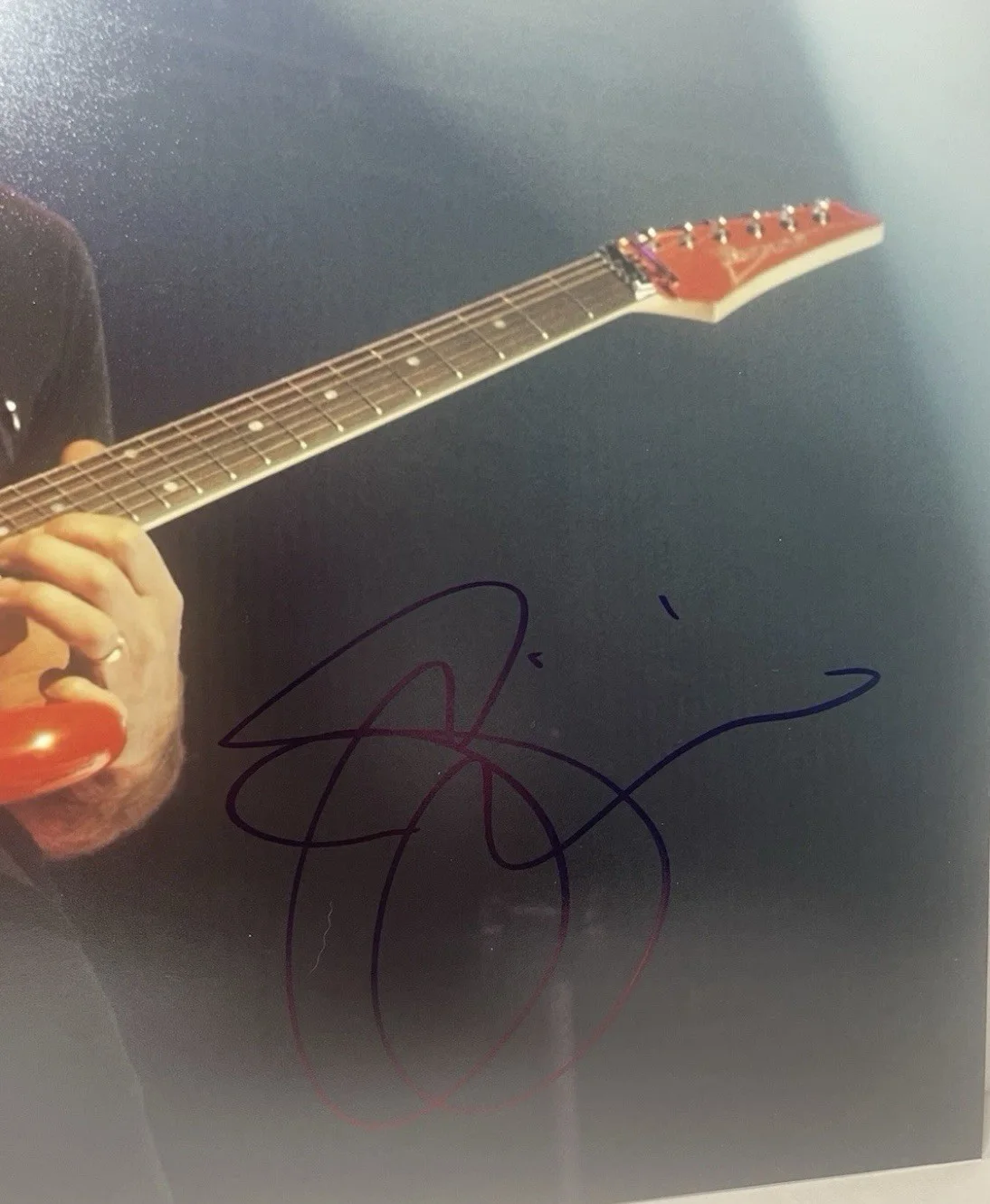 Joe Satriani Signed 11x14 Photo Guitar Legend Chickenfoot JSA COA, изображение 2