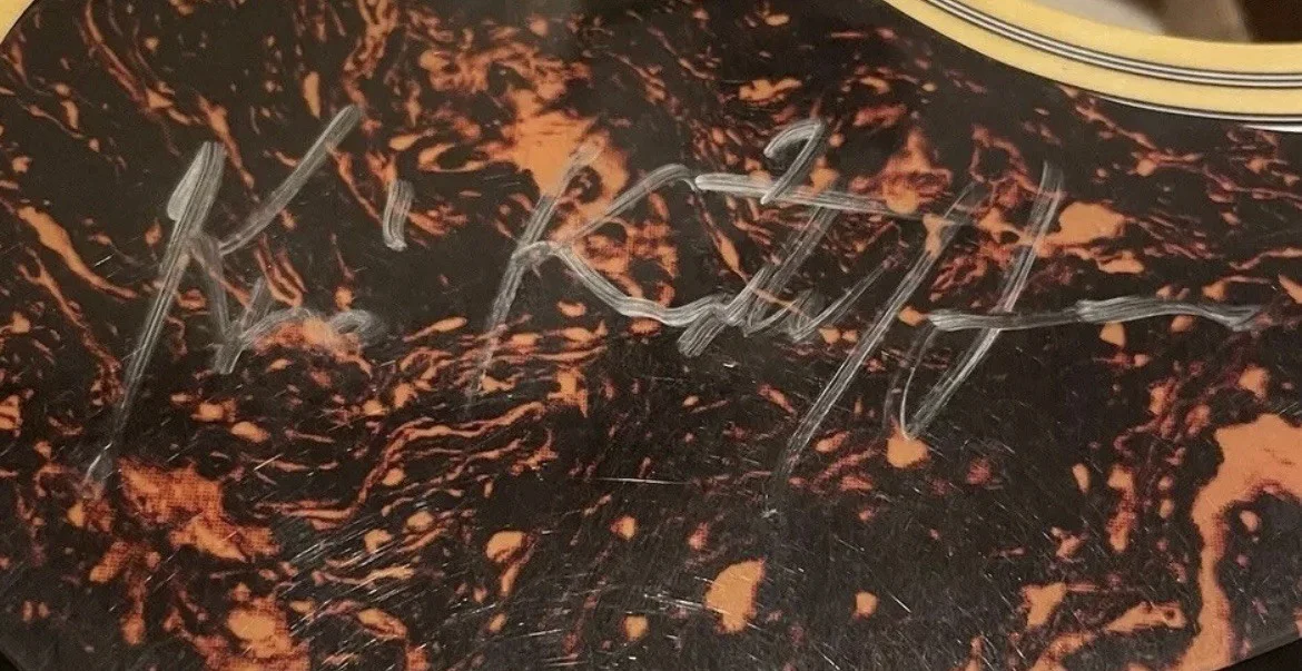 Kris Kristofferson Signed Acoustic Guitar A Star Is Born Streisand JSA COA, image 2