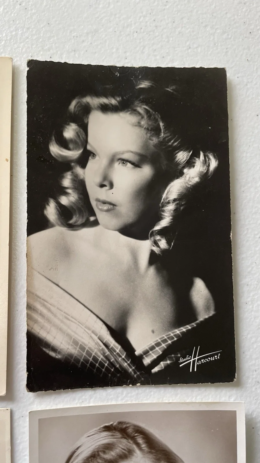 CECILE AUBREY FRENCH MOVIE ACTRESS GLAMOUR - 4 POSTCARD PHOTOGRAPHS 1950s, изображение 4