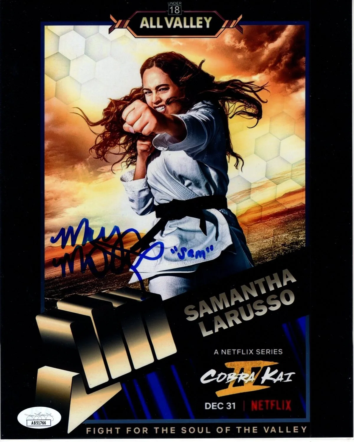 Mary Mouser — Mary Mouser signed autographed 8x10 Cobra Kai Samantha LaRusso photograph JSA