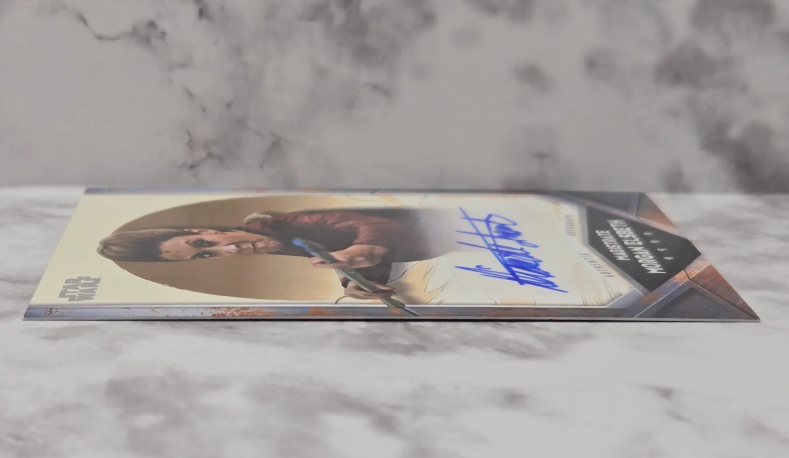 Diana Lee Inosanto — Diana Lee Inosanto / Morgan Elsbeth A-DLI auto 2021 Topps Mandalorian Season 2, изображение 4